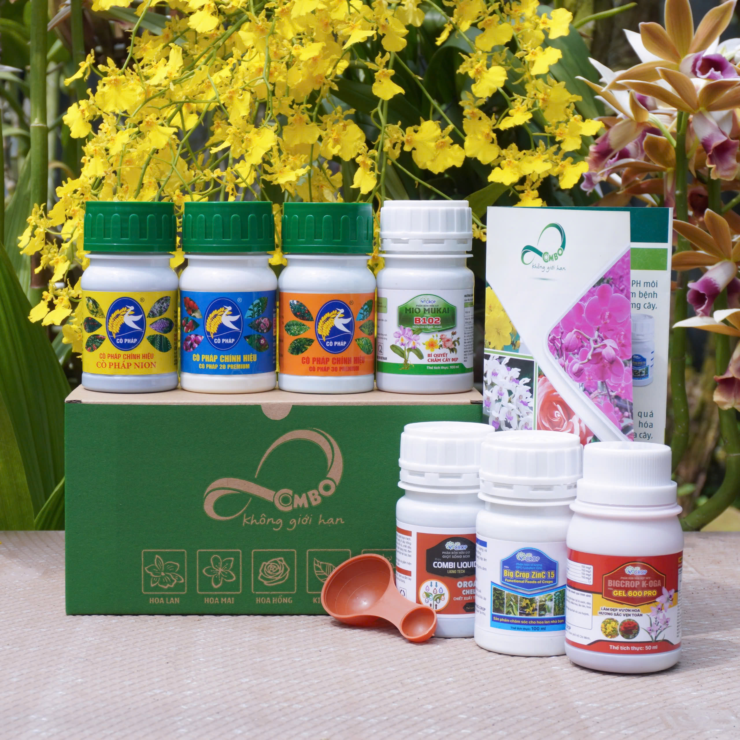 COMBO8 100 - Phân Bón Chăm Hoa Lan, Cây Cảnh Ở Mọi Giai Đoạn (100g/ml/chai)