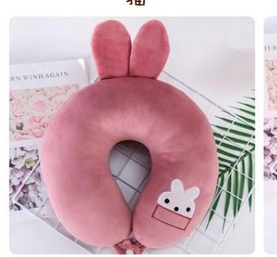 Gối kê cổ Chữ U Totoro Xám