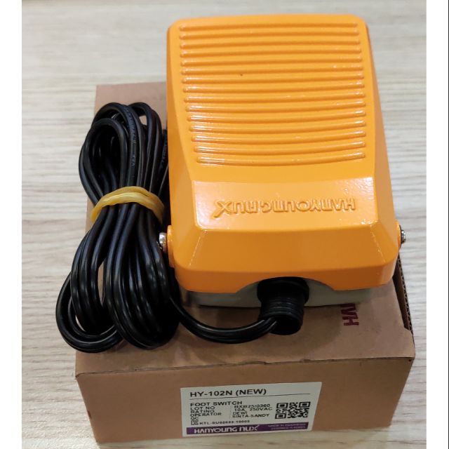 Công tắc bàn đạp HY-102N Hanyoung