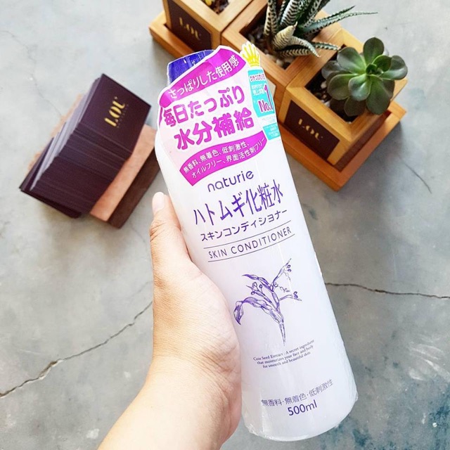Nước Hoa Hồng Naturie