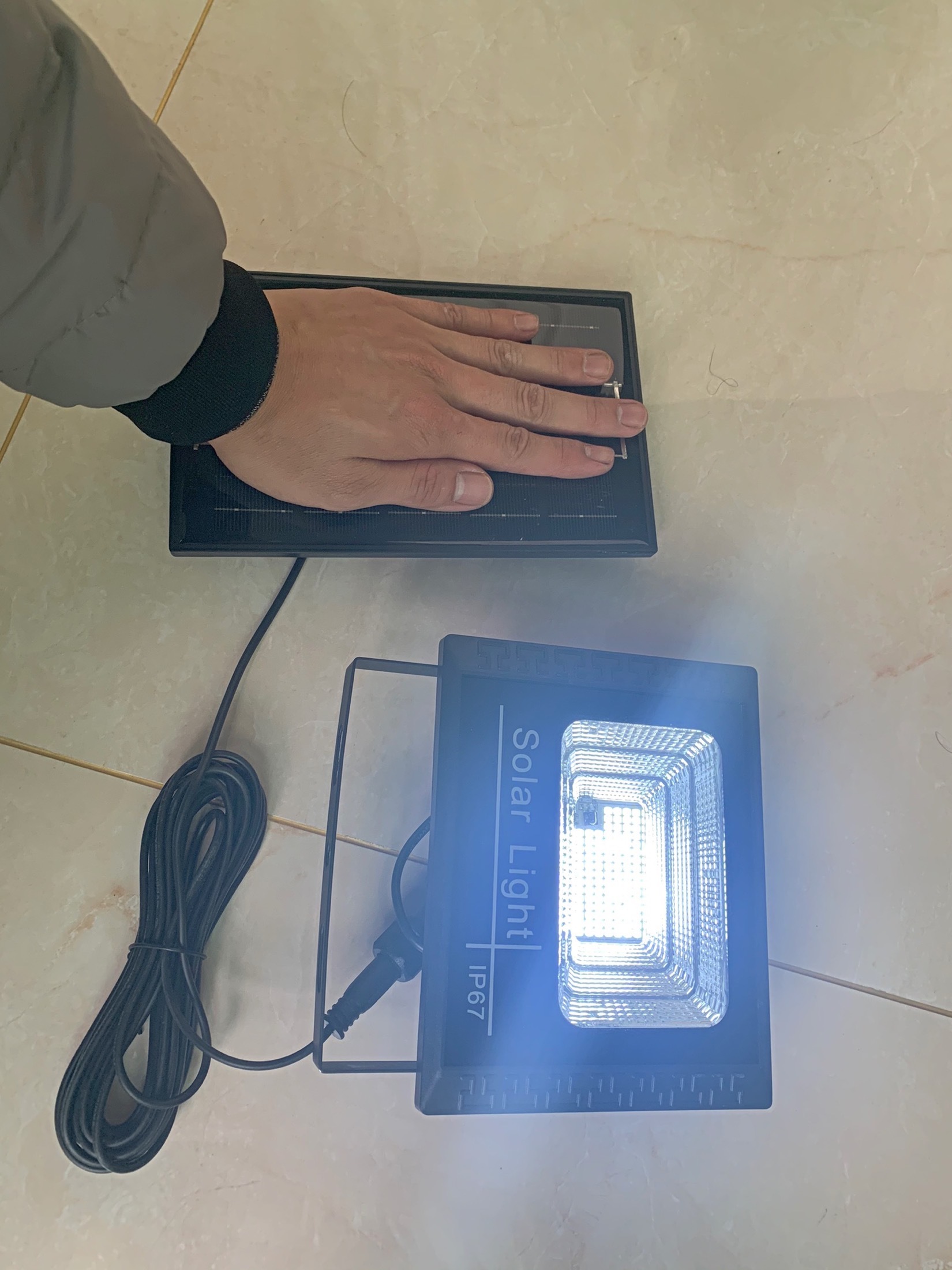 (Giá rẻ) Đèn led năng lượng mặt trời Solar Light 30W