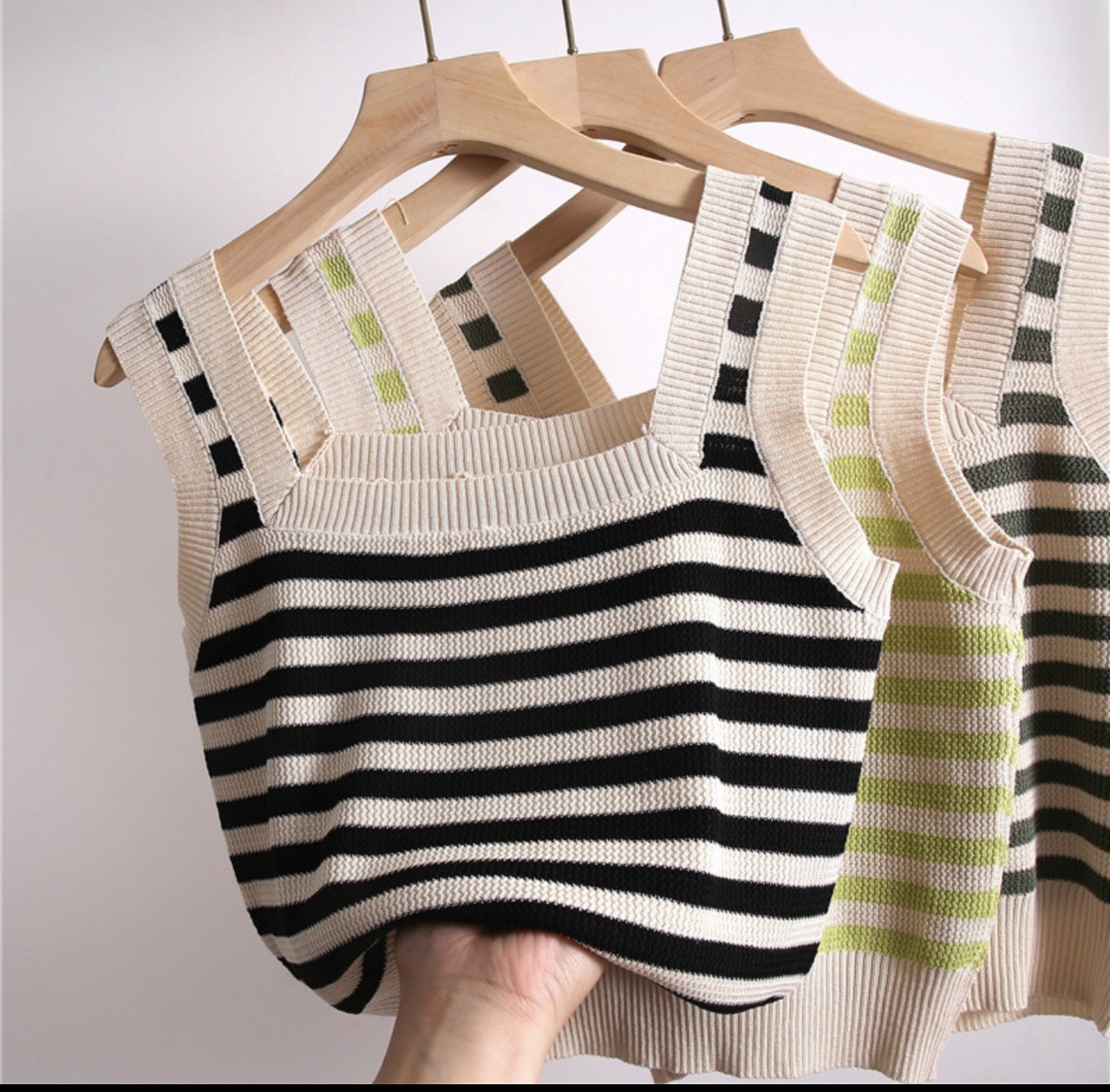 ÁO LEN NỮ KIỂU CROPTOP SIÊU SỊN ĐÂY Ạ --CS65