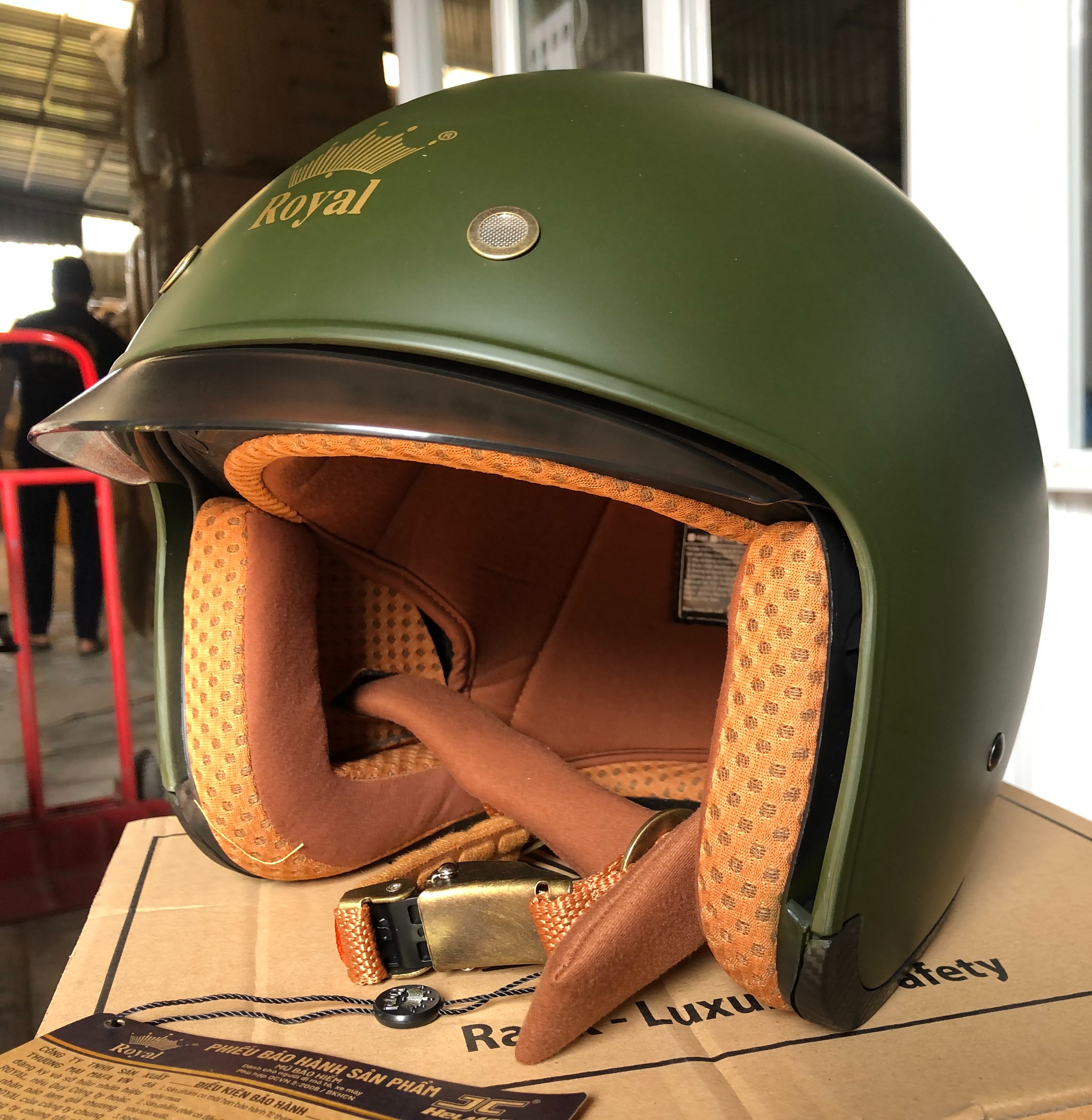 Mũ Bảo Hiểm 3/4 ROYAL M139 v5