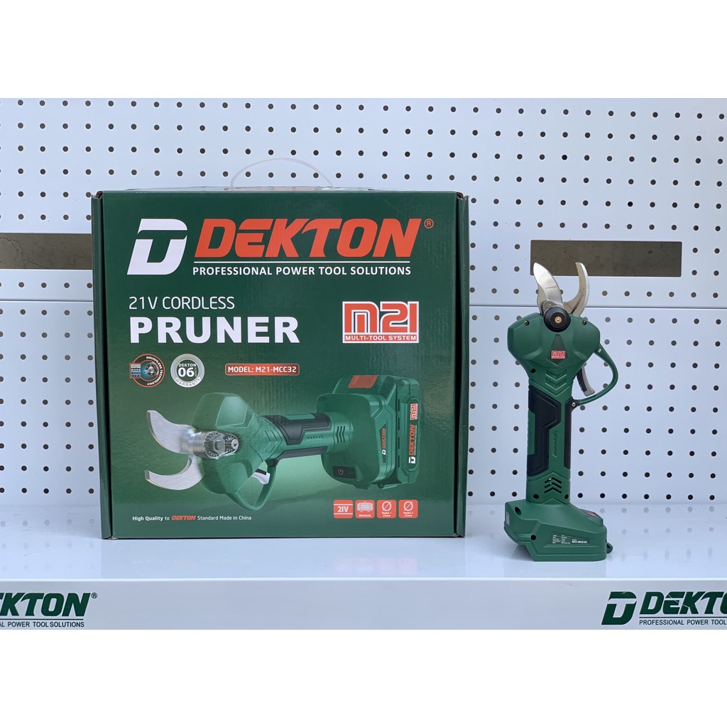 Kéo cắt cành dùng pin Dekton M21-MCC32
