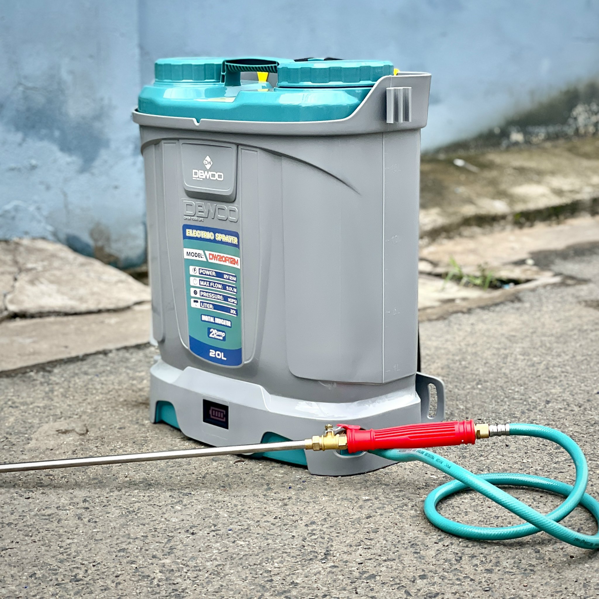 Bình xịt điện có đảo thuốc bình 2 bơm ,Model máy DW20A12M -Bảo hành 6 tháng