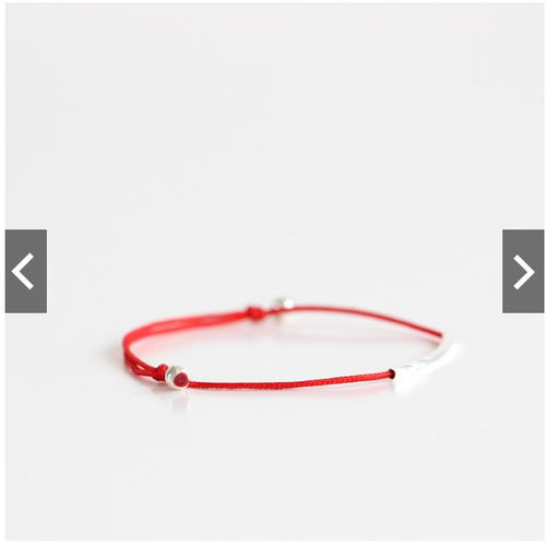 Vòng Tay Chỉ Đỏ May Mắn Phối Charm