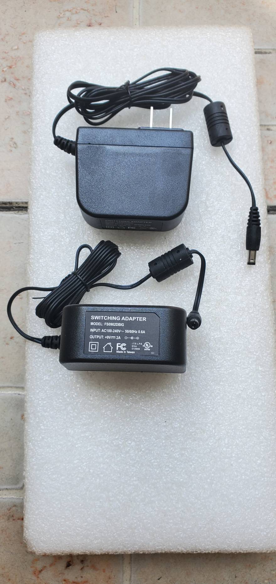 Adapter ac - 9v 2a 9v2a