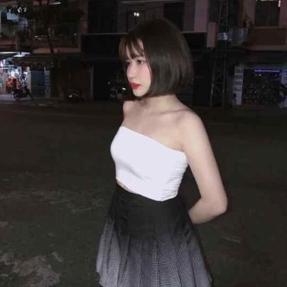 Áo ống trơn (2 màu đen hoặc trắng)