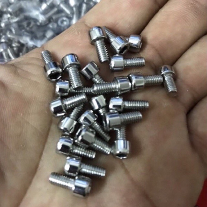 1 cặp inox chìm M4 vặn lục giác
