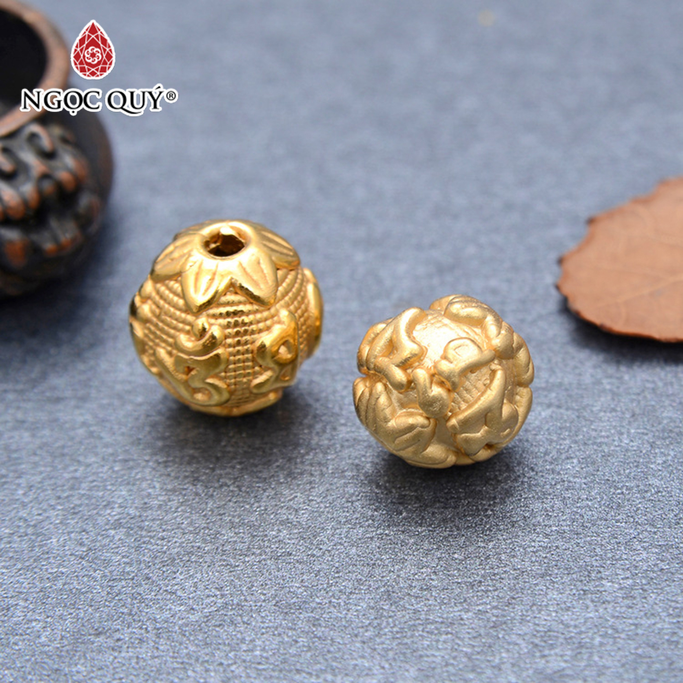 [HCM]Charm bạc lục tự mạ vàng xỏ ngang - Ngọc Qúy Gemstones