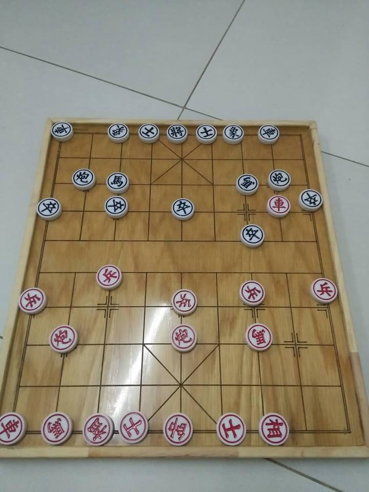 Bàn cờ tướng gỗ sồi và cờ melamine