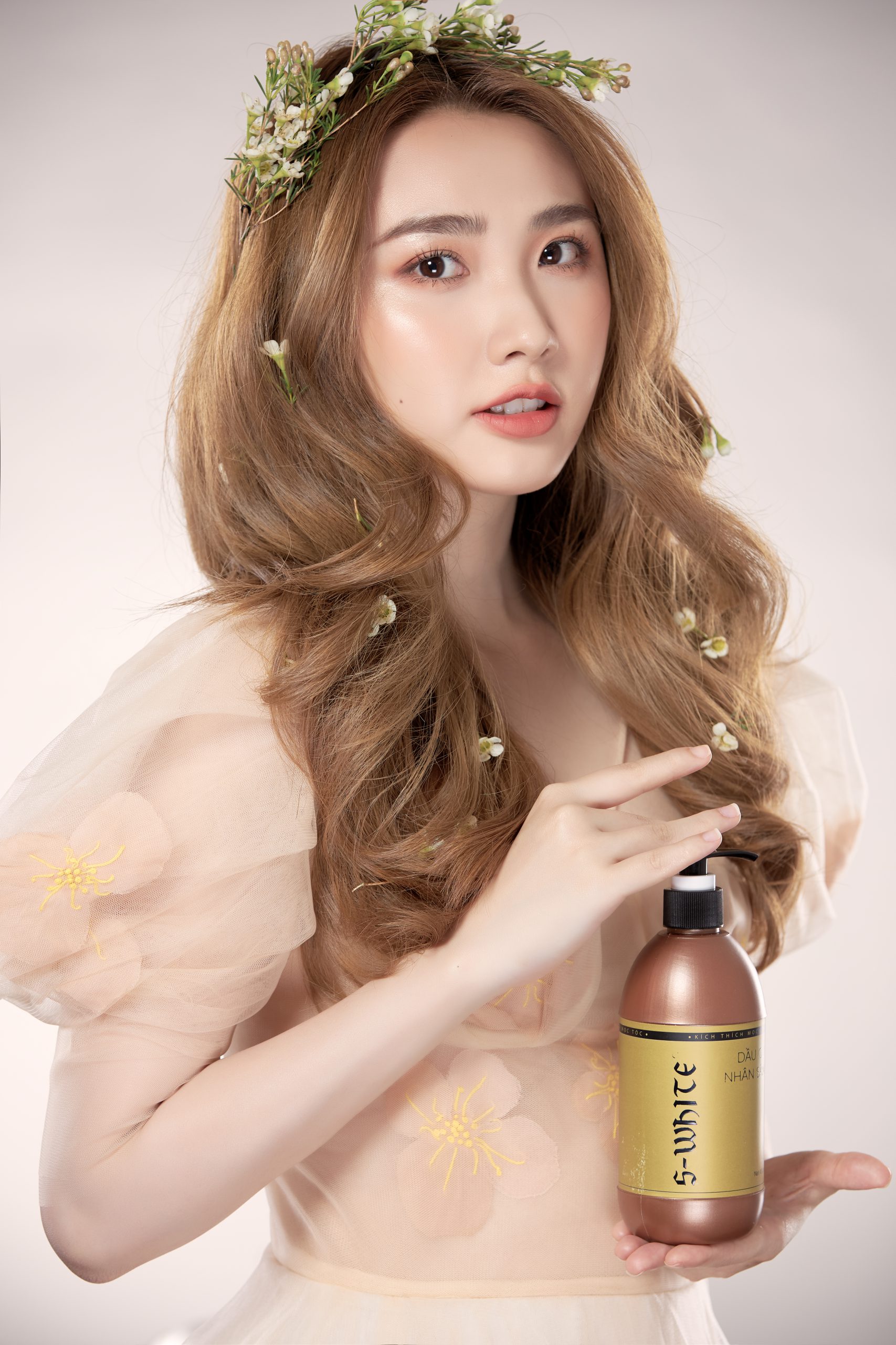 Dầu gội nhỏ nhân sâm đào swhite 450ml