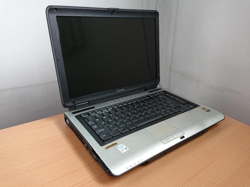 Laptop HP Acer Dell Toshiba Sony CPU Corei2 Ram 3G 4G LCD 15.6inch