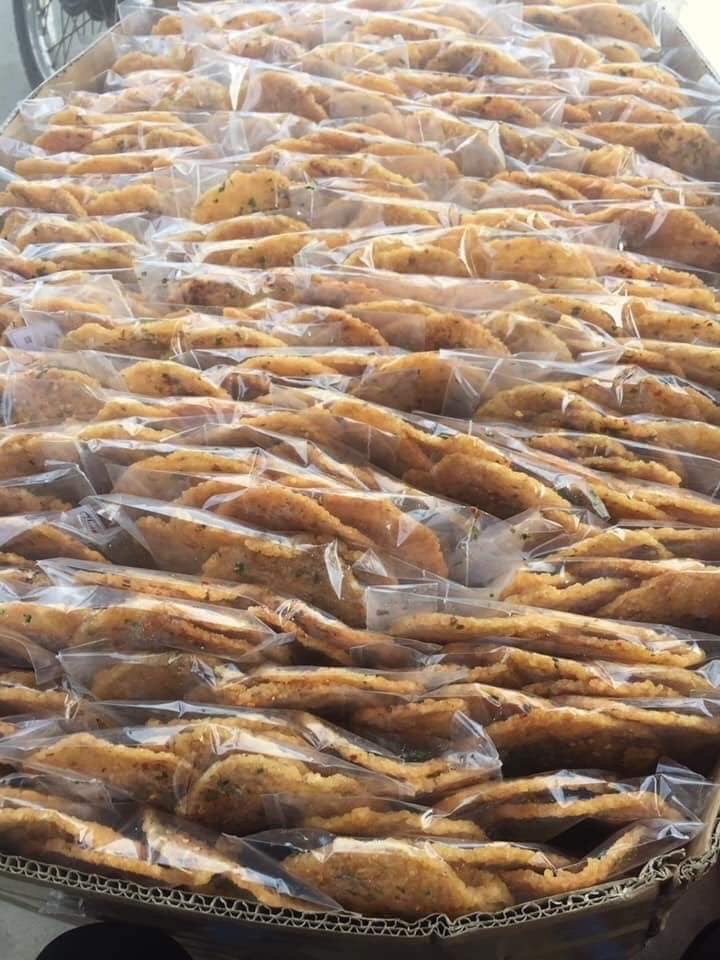 Combo 10 bịch cơm cháy chiên mắm ớt mở hành siêu giòn ngon