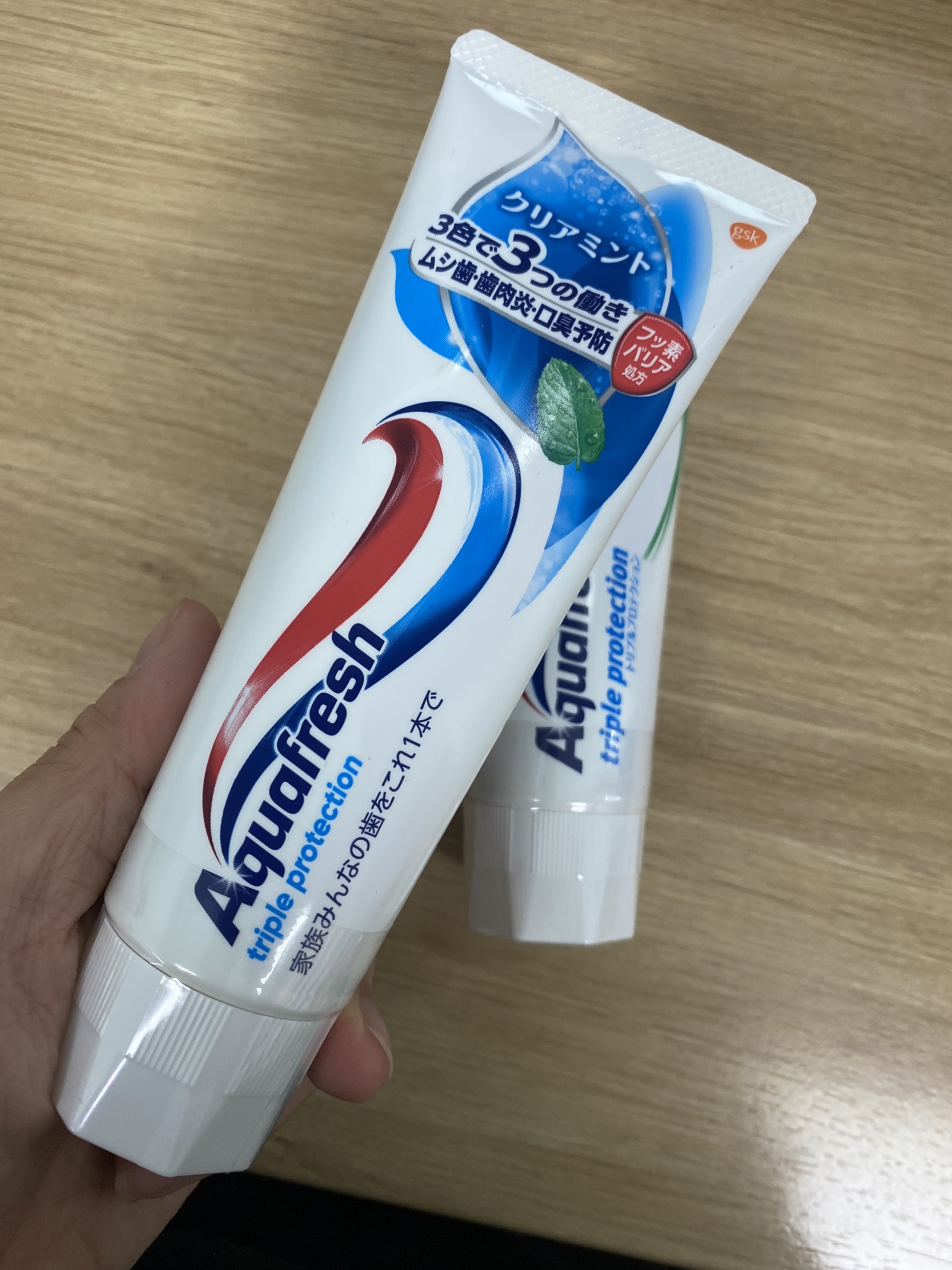 Toothpaste American Aquafresh mint/whitening action/Triple Protection Toothpaste white teeth-vent spa cafe