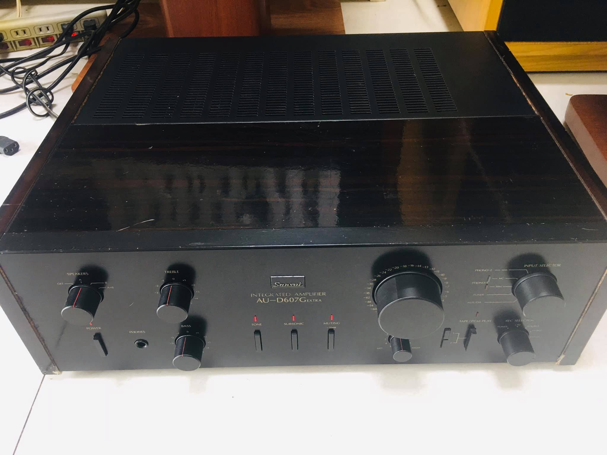 Amply Sansui AU D607G Extra