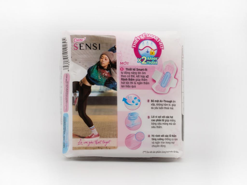 BĂNG VỆ SINH DIANA SENSI SIÊU MỎNG CÁNH 8 MIẾNG