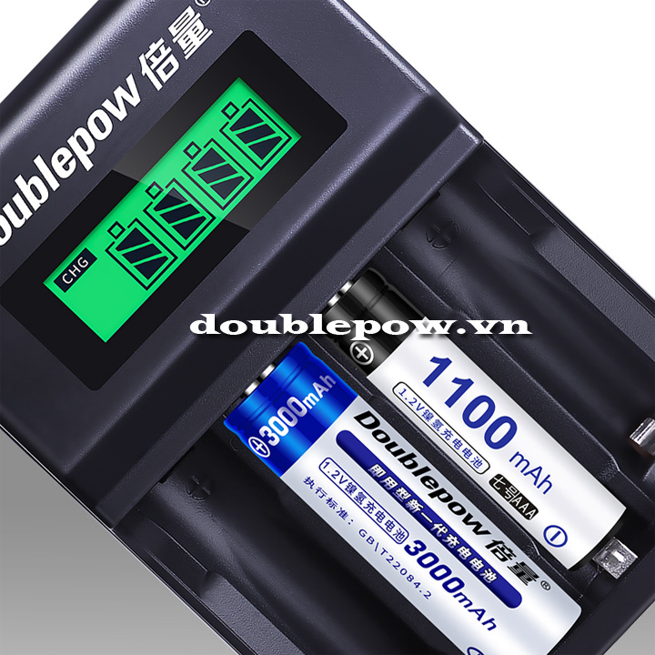 Bộ sạc nhanh 4 pin tiểu pin đũa AA-AAA Doublepow DP-UK93B