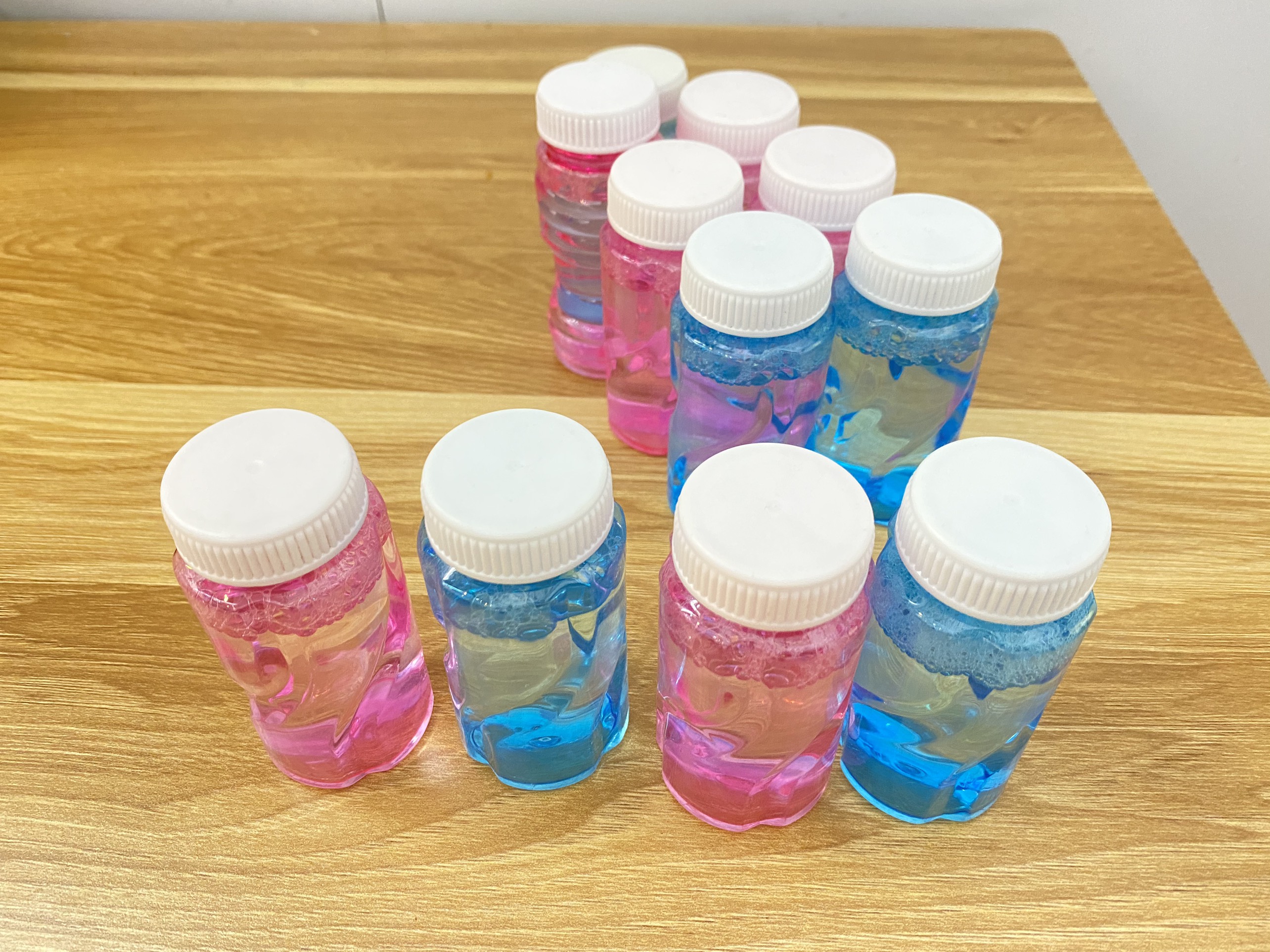 Nước thổi bong bóng 8 nòng dùng cho sp đồ chơi bong bóng