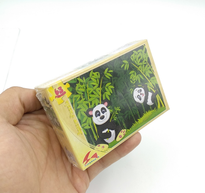 Xếp hình 63 mảnh - bố con gấu trúc 63-150
