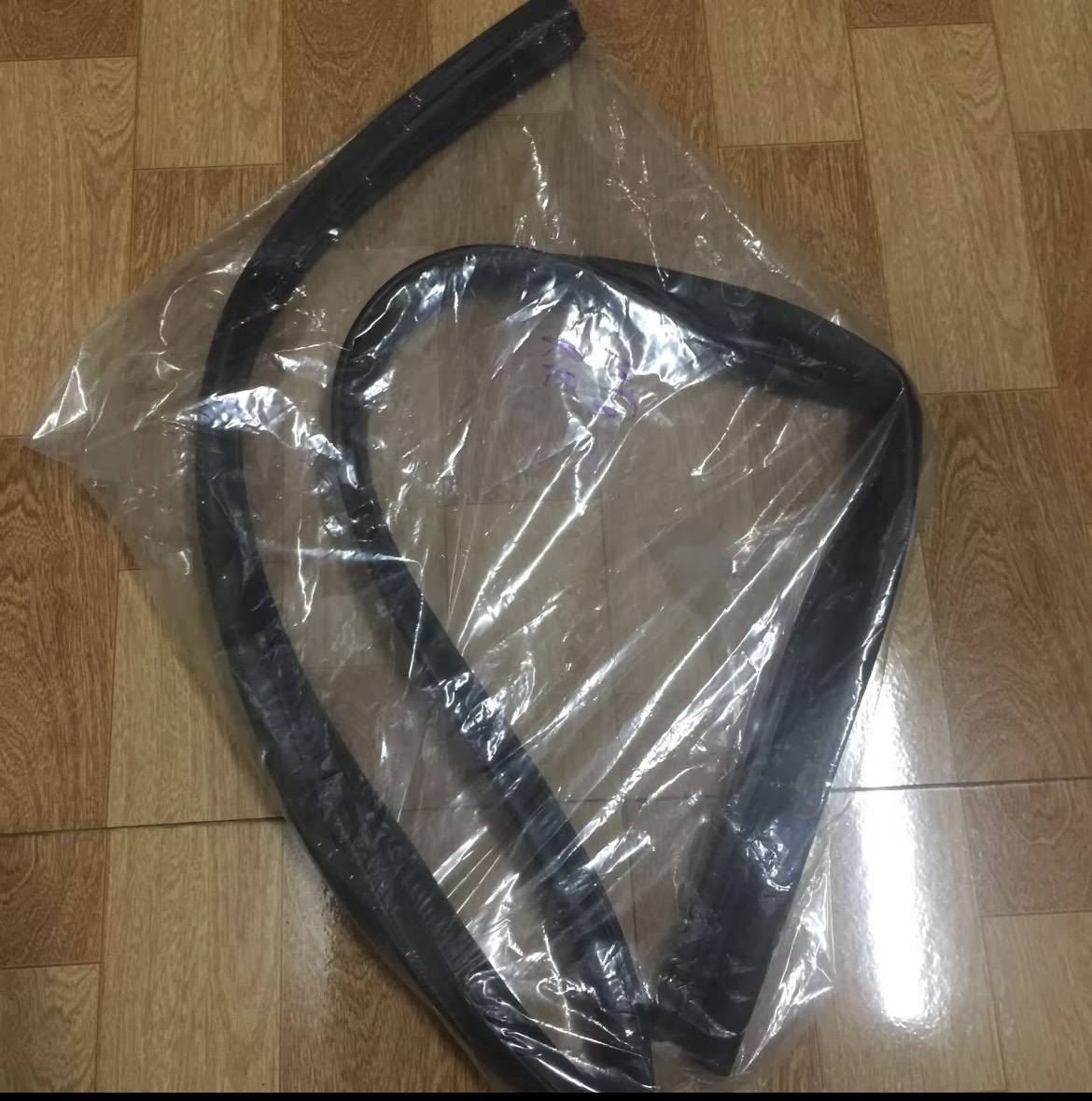 gioăng lên xuống kính Matiz 1, Matiz 2 ( oem )