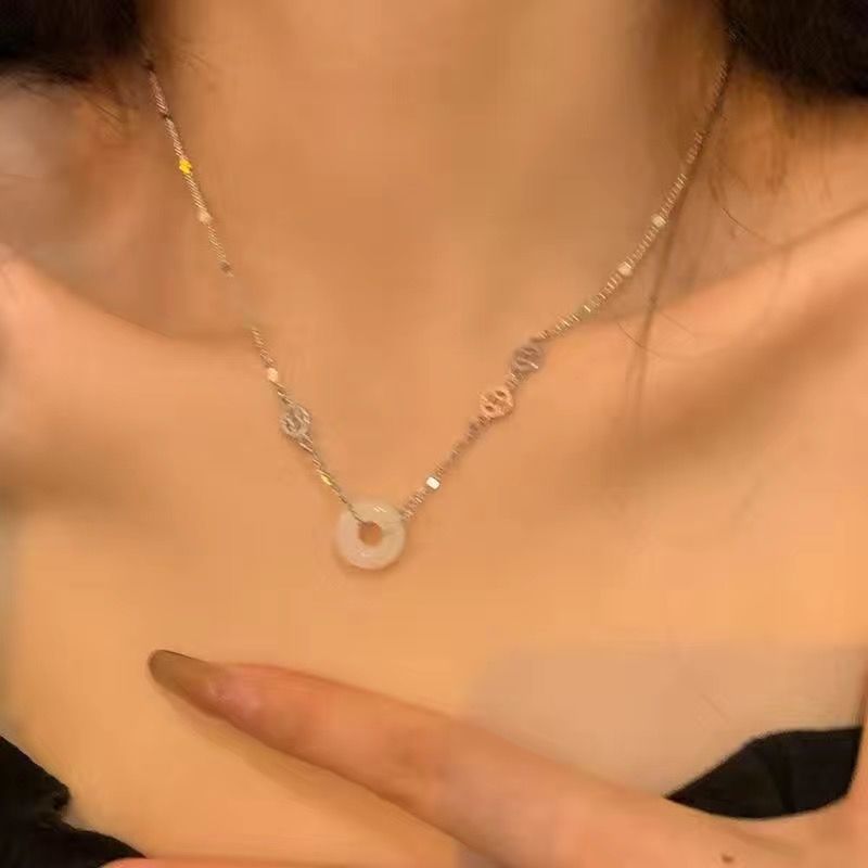 dây chuyền phụ kiện