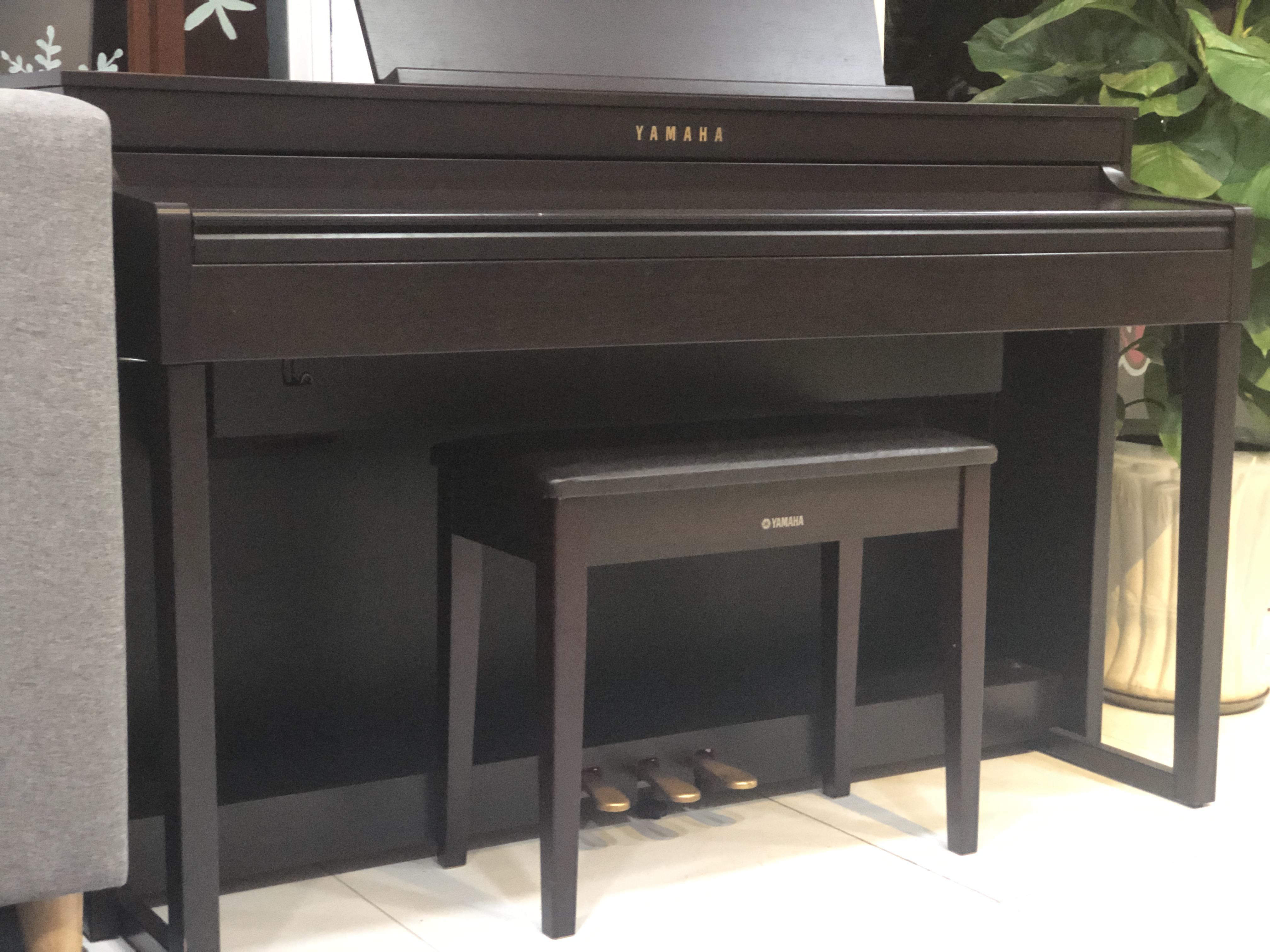 [HCM]đàn piano Yamaha Clavinova CLP 470.
