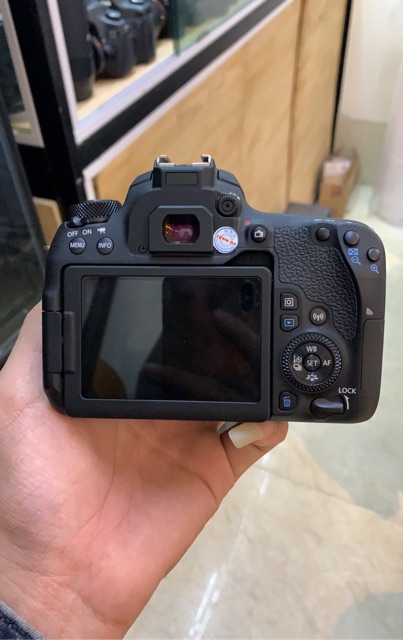 Máy ảnh Canon 77D kem kit 18-55STM