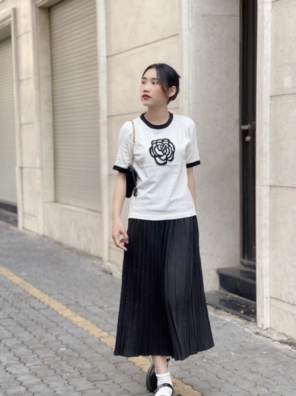 (HÀNG SẴN - HÌNH THẬT) Áo len hoa Trà & Chân váy len bút chì xẻ tà