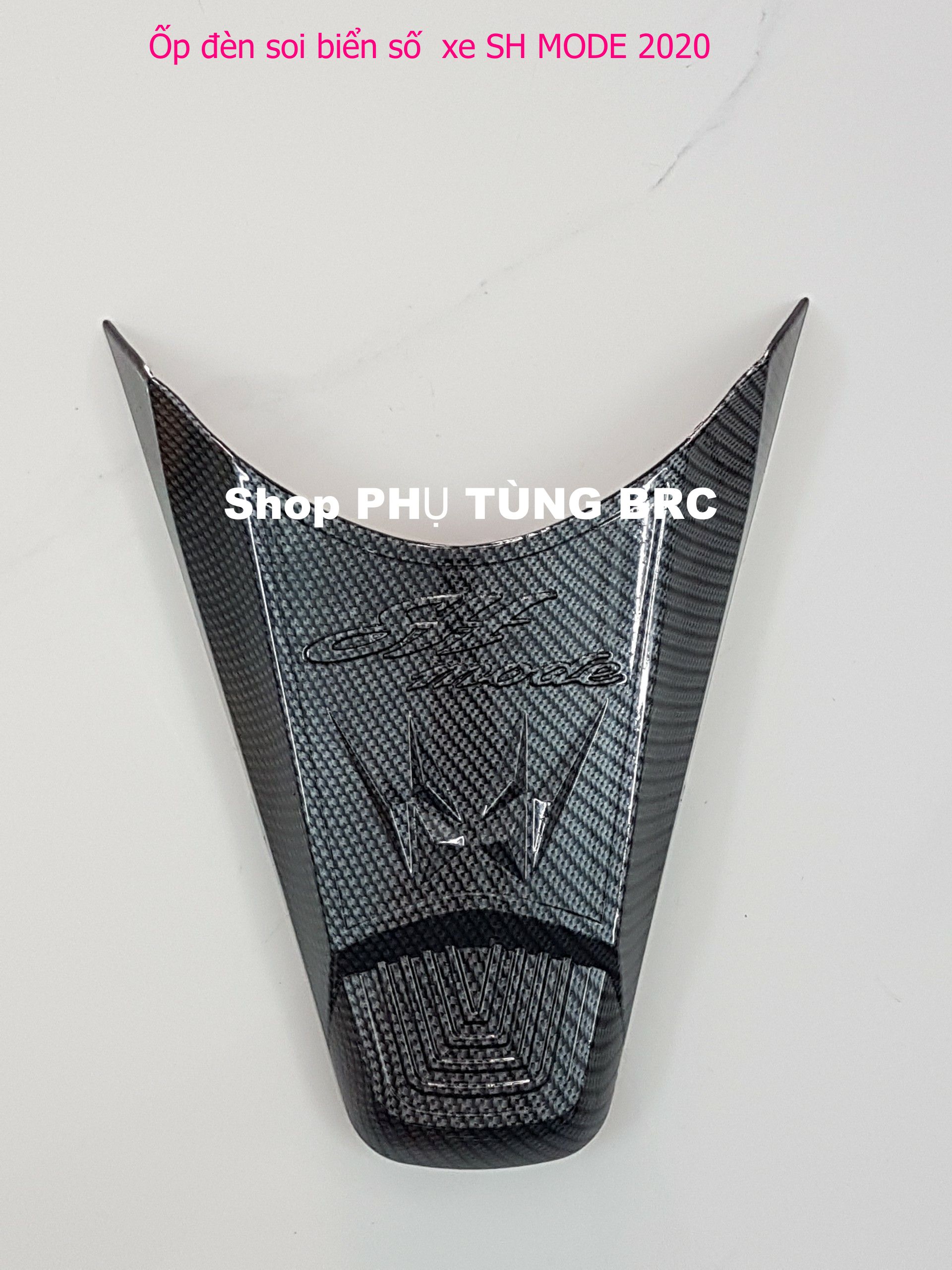 Ốp đèn soi biển số phủ cacbon xe SH MODE 2020 - 2021 trở lên.
