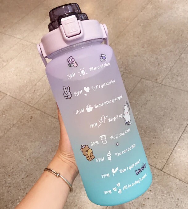 Bình Đựng Nước 2L Dễ Thương Có Vạch Báo Giờ Uống Nước