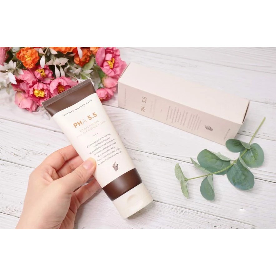 Sữa Rửa Mặt - Byvibes Wonder Bath PHA 5.5 PH Balancing PHA Cleansing Foam 150ml