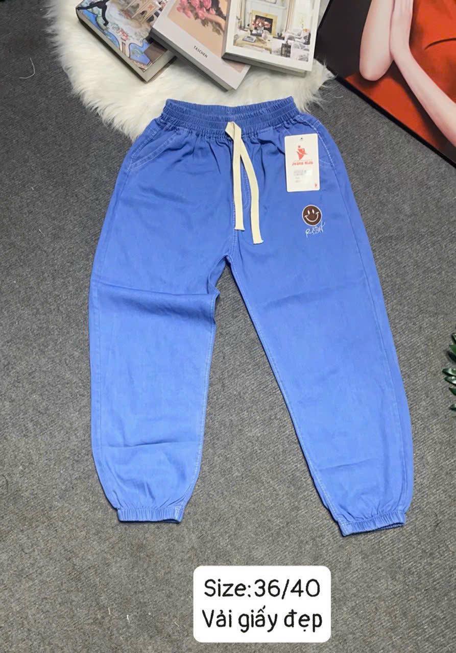 Quần bò/jeans giấy thêu Micky hottrend cho bé gái 20-30kg