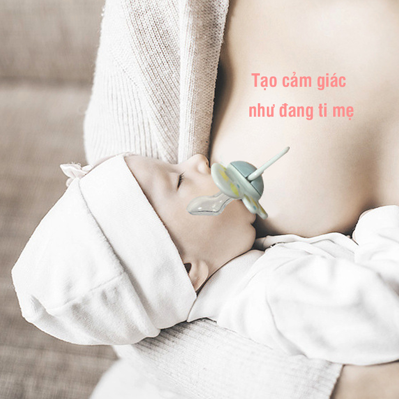 Vỷ 2 ti giả Silicon cho bé hàng hiệu CK Bebe