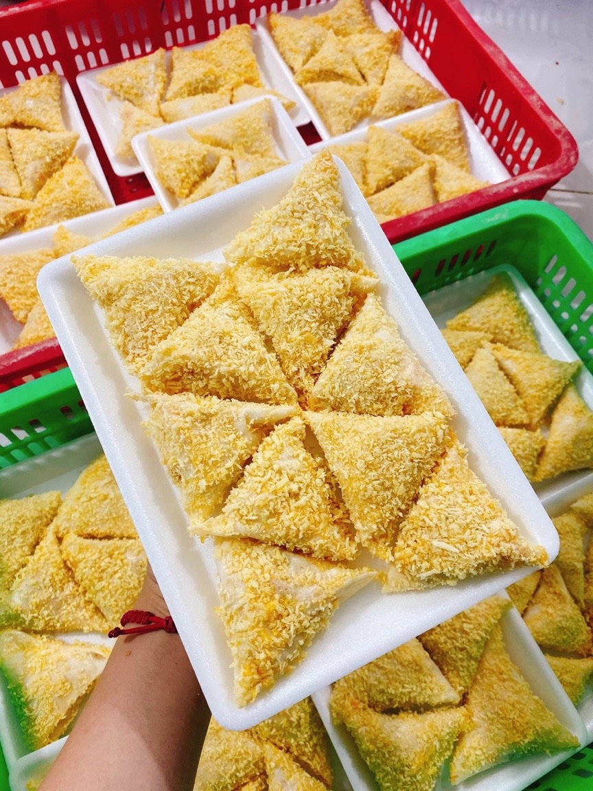 Chả giò tam giác vàng - khay 10 cái (giao tphcm)