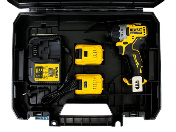 Máy khoan vặn vít dùng pin Dewalt 12V DCF601D2-KR