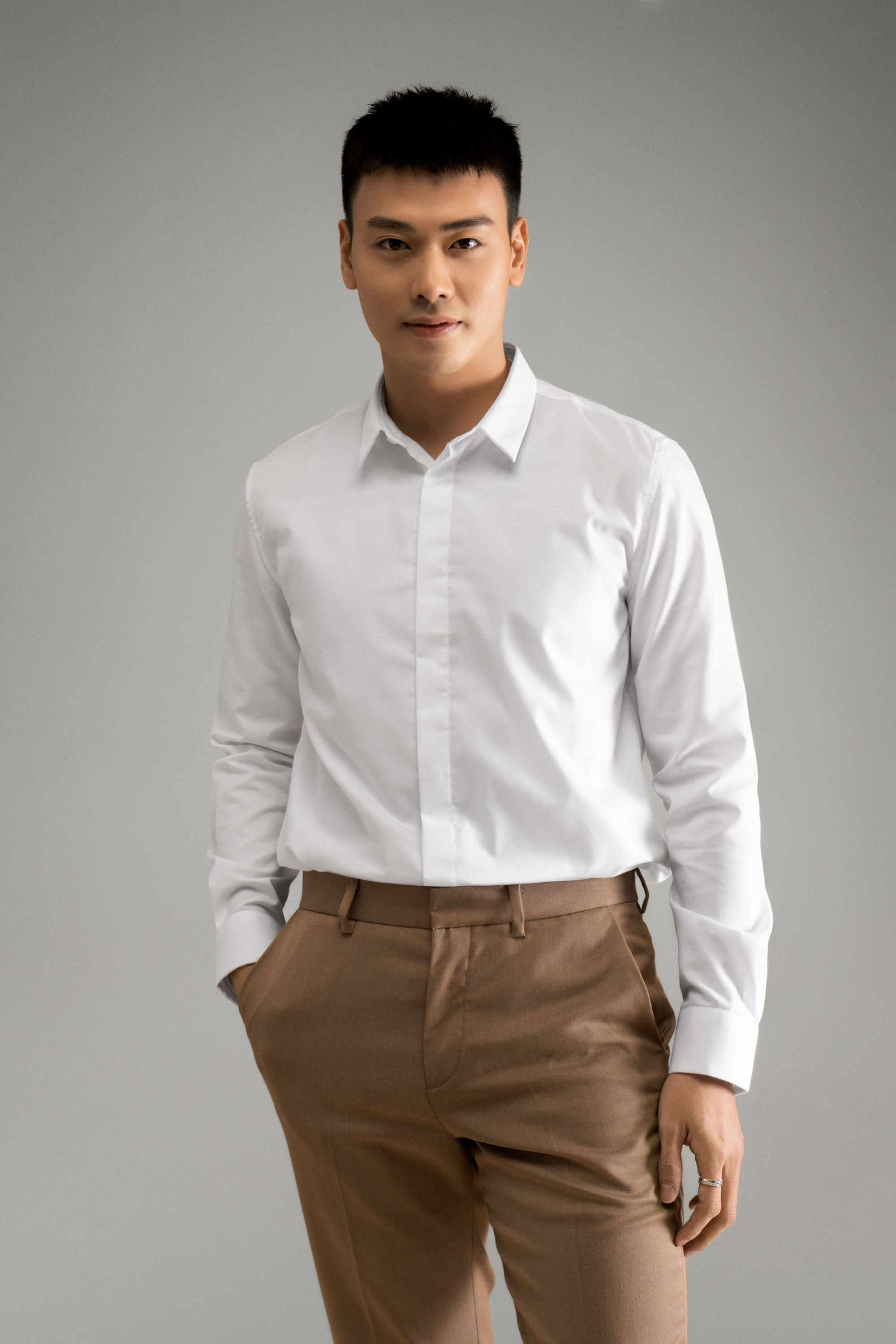 Áo sơ mi tay dài. Fitted - Routine 10F21SHL003CR2