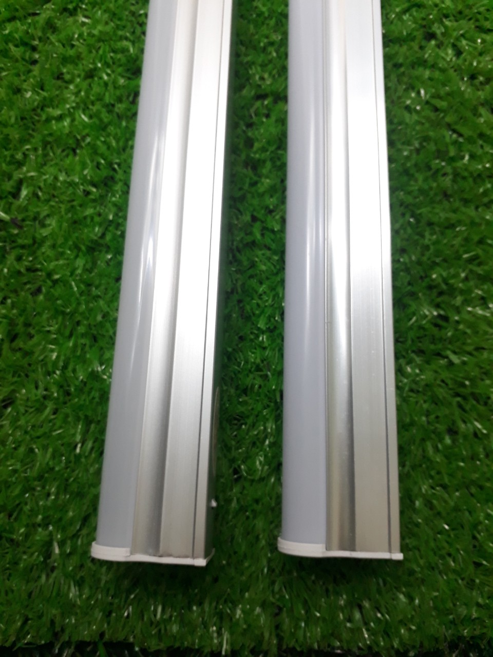 Bộ đèn led liền thân nhôm T4 60cm