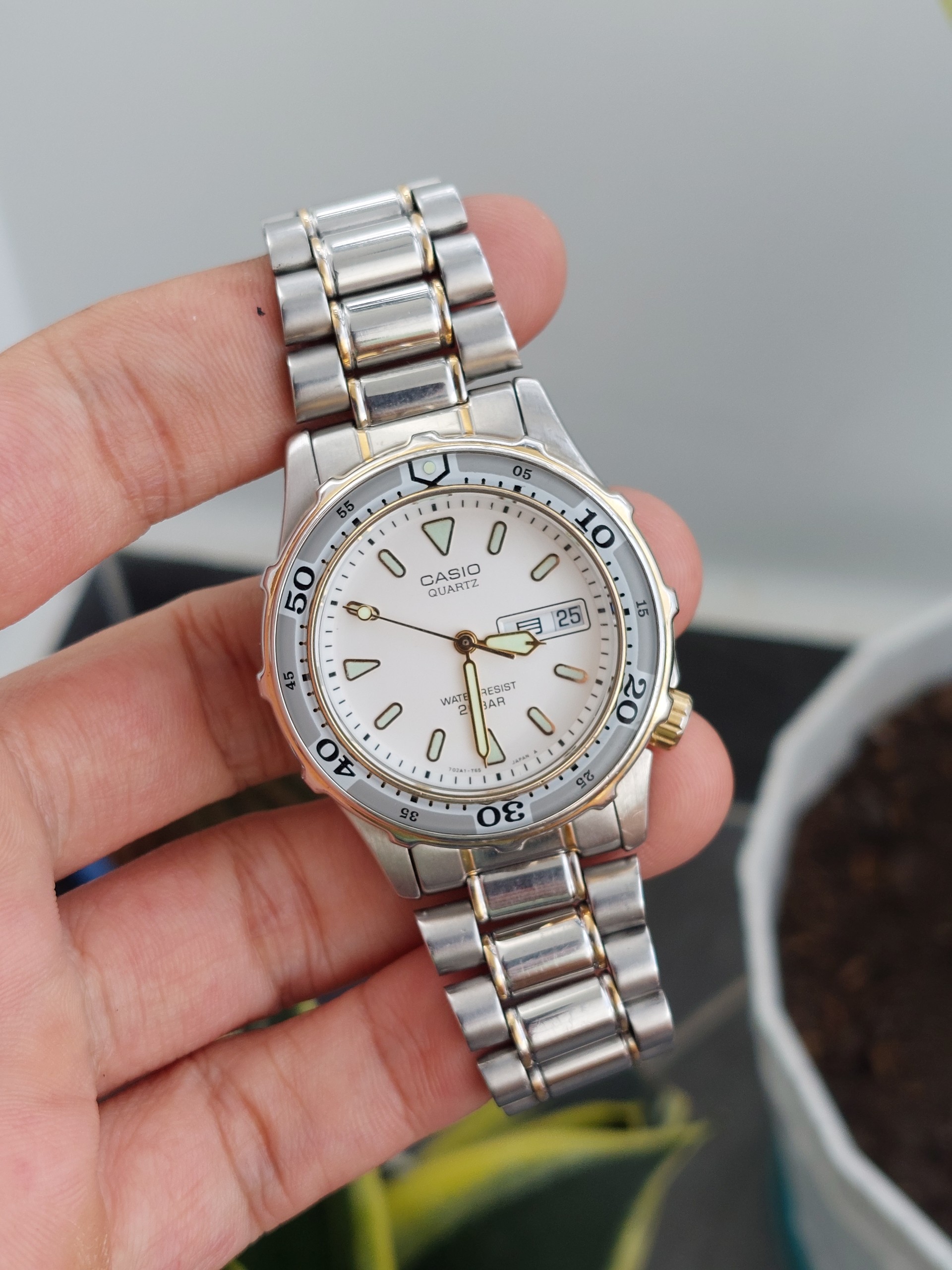 Đồng hồ nam Casio.MD.715 chạy pin hàng Si