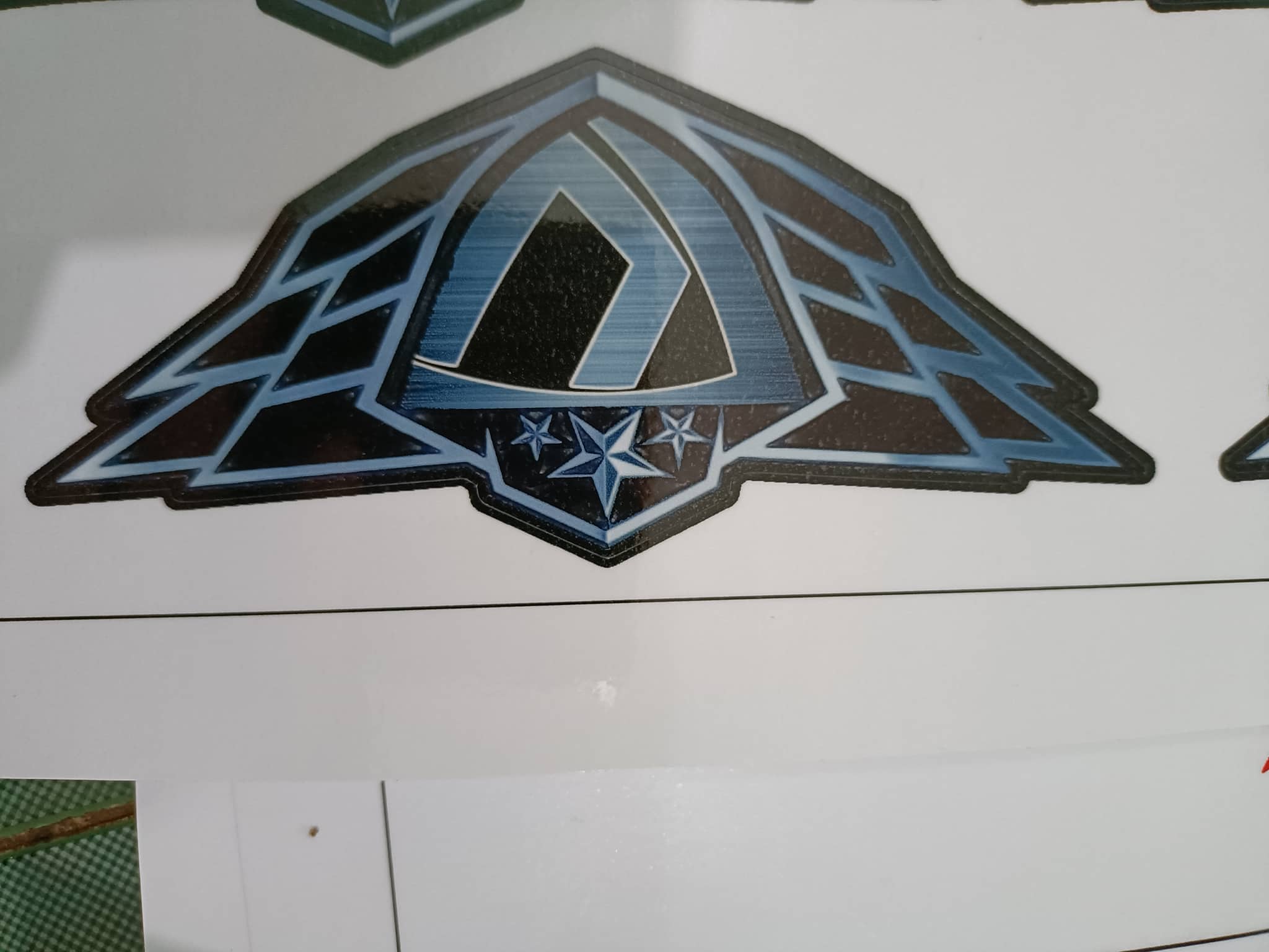 tem logo ticker dán bàn thờ xe