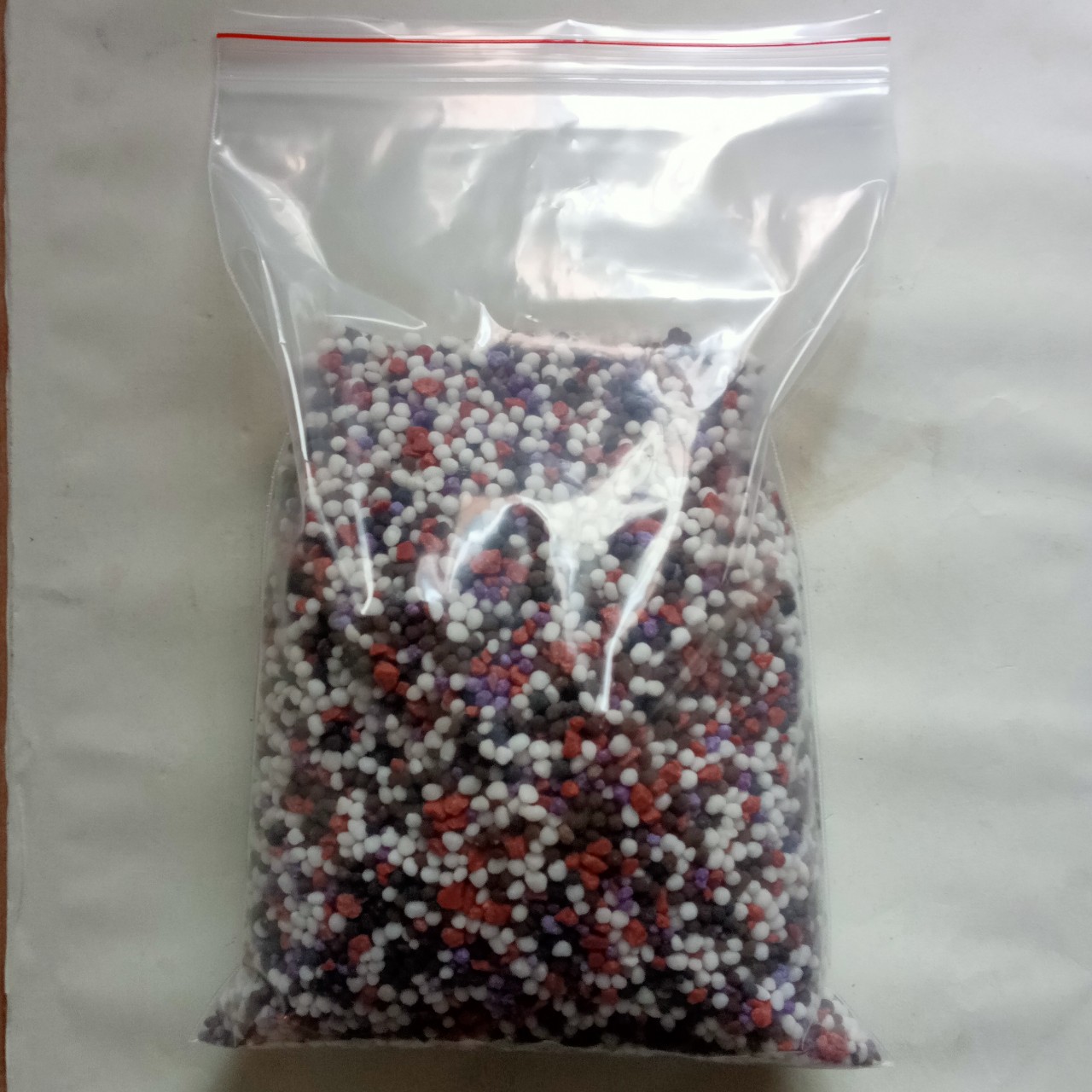 Phân bón ĐẦU TRÂU NPK 20-20-15+TE (bán lẻ 1 kg)
