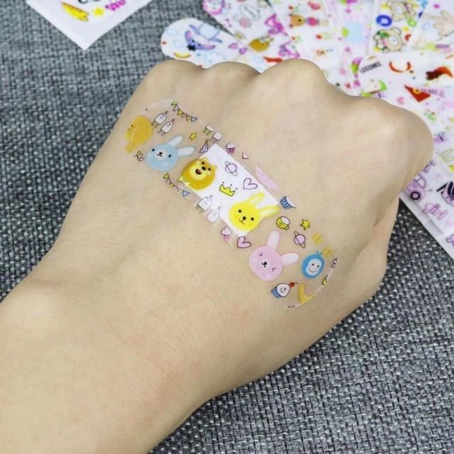 [HCM]Băng cá nhân cho bé 120 miếng