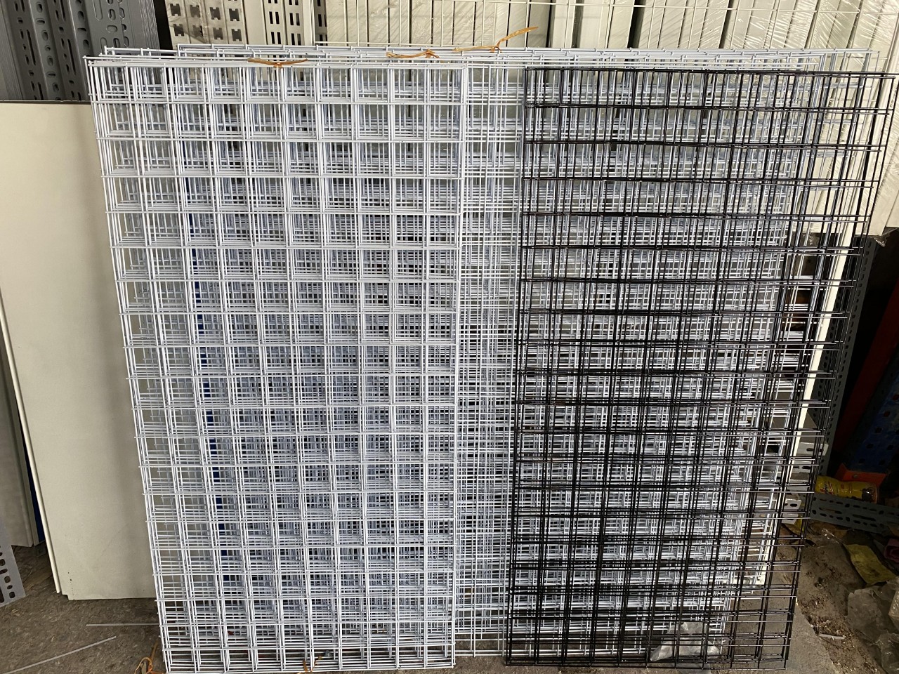 Lưới sắt, lưới sắt ô vuông trang trí 50x100cm