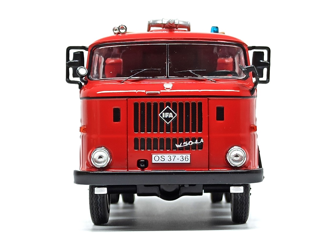 Mô hình xe IFA W50 Fire Department City 1:43 IXO