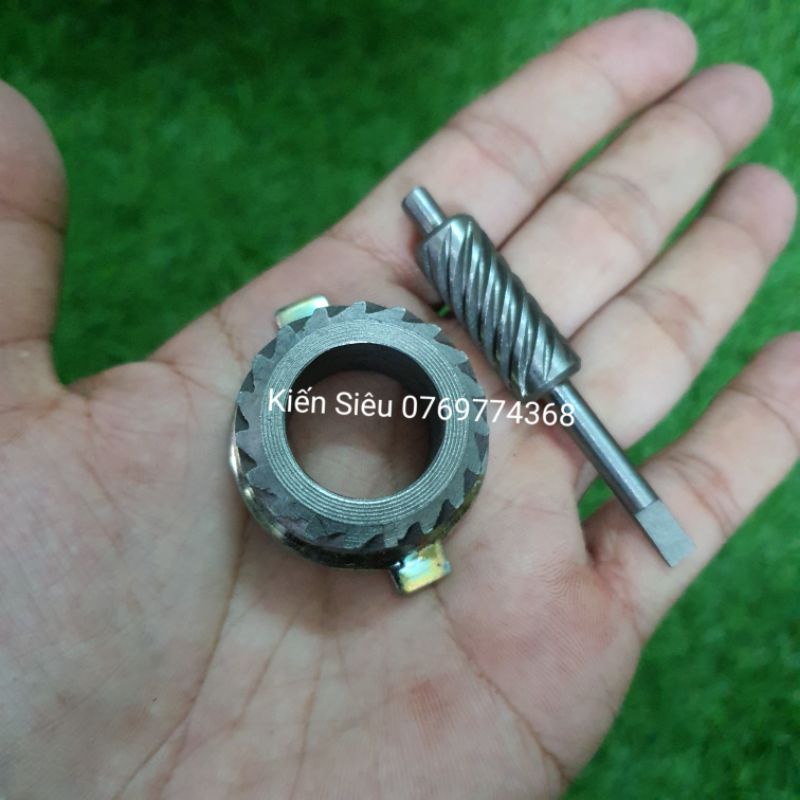 Bộ nhông ( sâu) công tơ mét Win 100 / 125