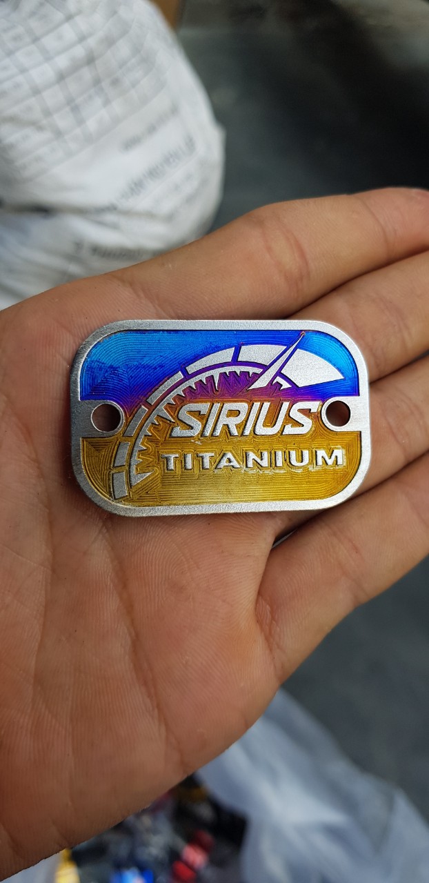 Nắp dầu xi titan cho xe Sirius