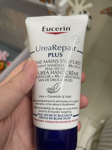 Kem Dưỡng Da Tay Eucerin UreaRepair Plus 5% Urea Handcreme 75ml