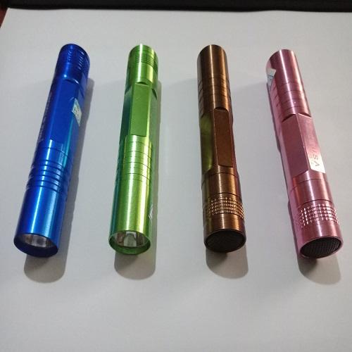 Đèn pin soi trứng chuyên dụng