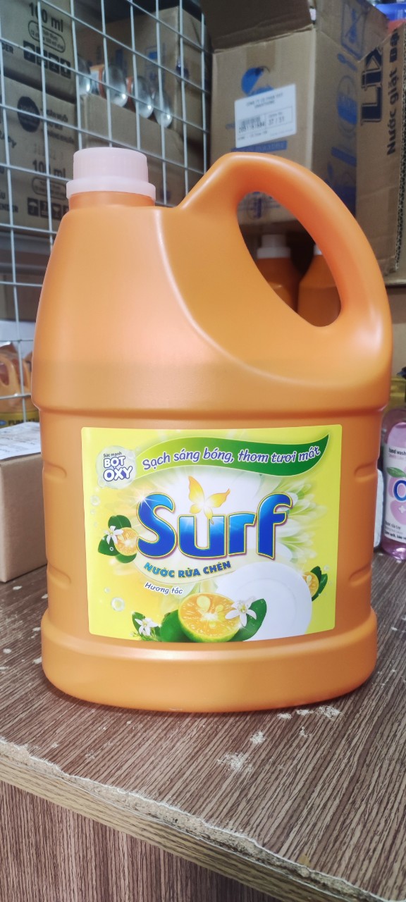 Nước rửa chén Surf hương thơm tươi mát 3.6kg