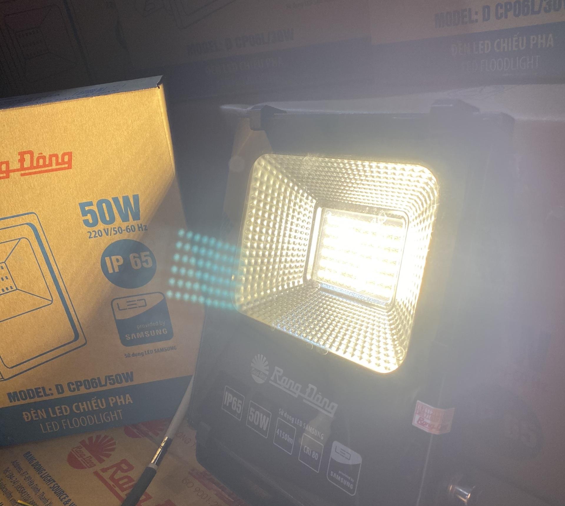 [HCM]Đèn LED chiếu pha 50W Rạng Đông Chip Led Samsung - Bảo Hành 24 Tháng